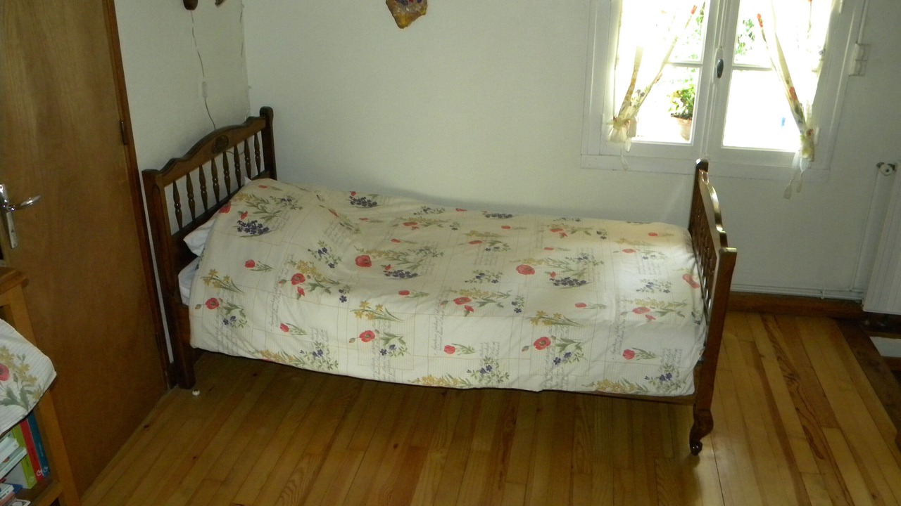 Photo of Bedroom in Castelnau-de-Brassac