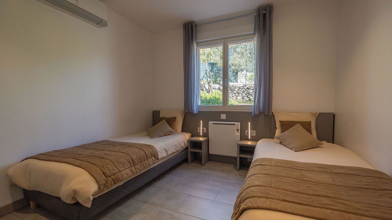 Photo of Bedroom in Saint-Alban-sous-Sampzon