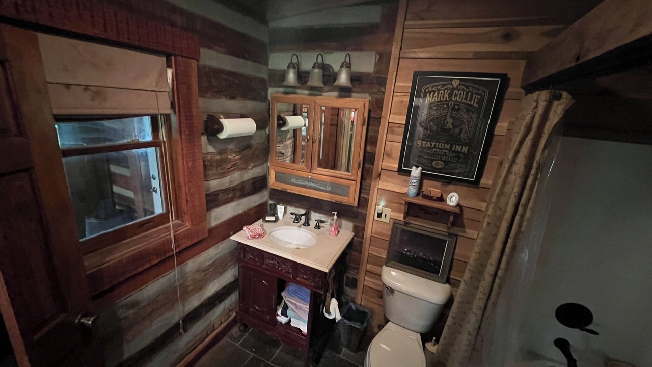 Photo of Bathroom in Marrowbone