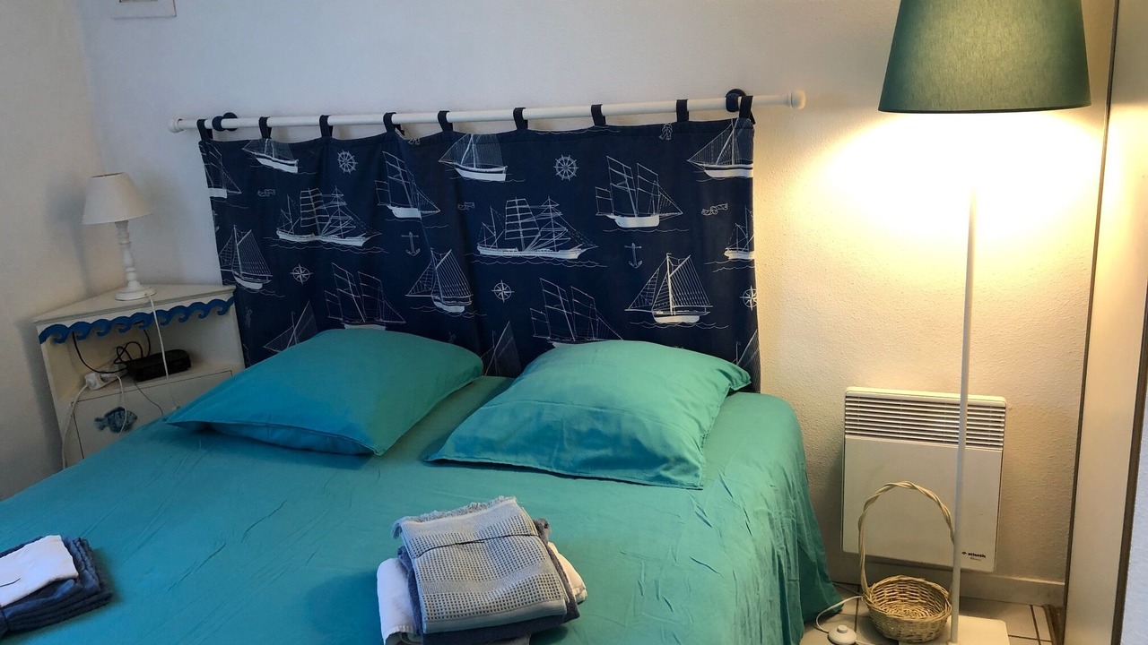 Photo of Bedroom in Jard-sur-Mer