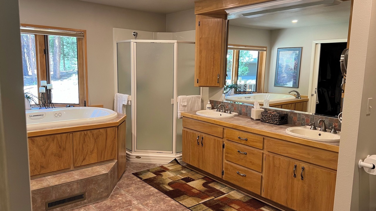Photo of Bathroom in C-Road