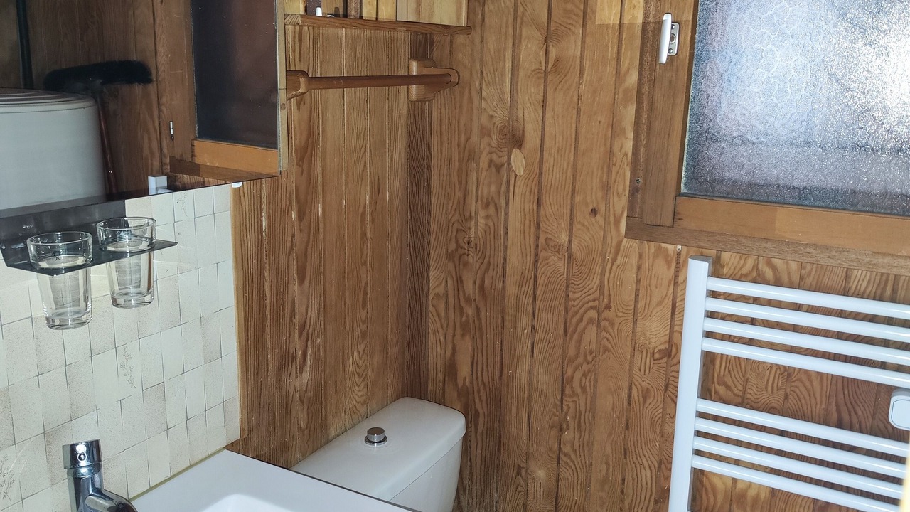 Photo of Bathroom in Moux-en-Morvan