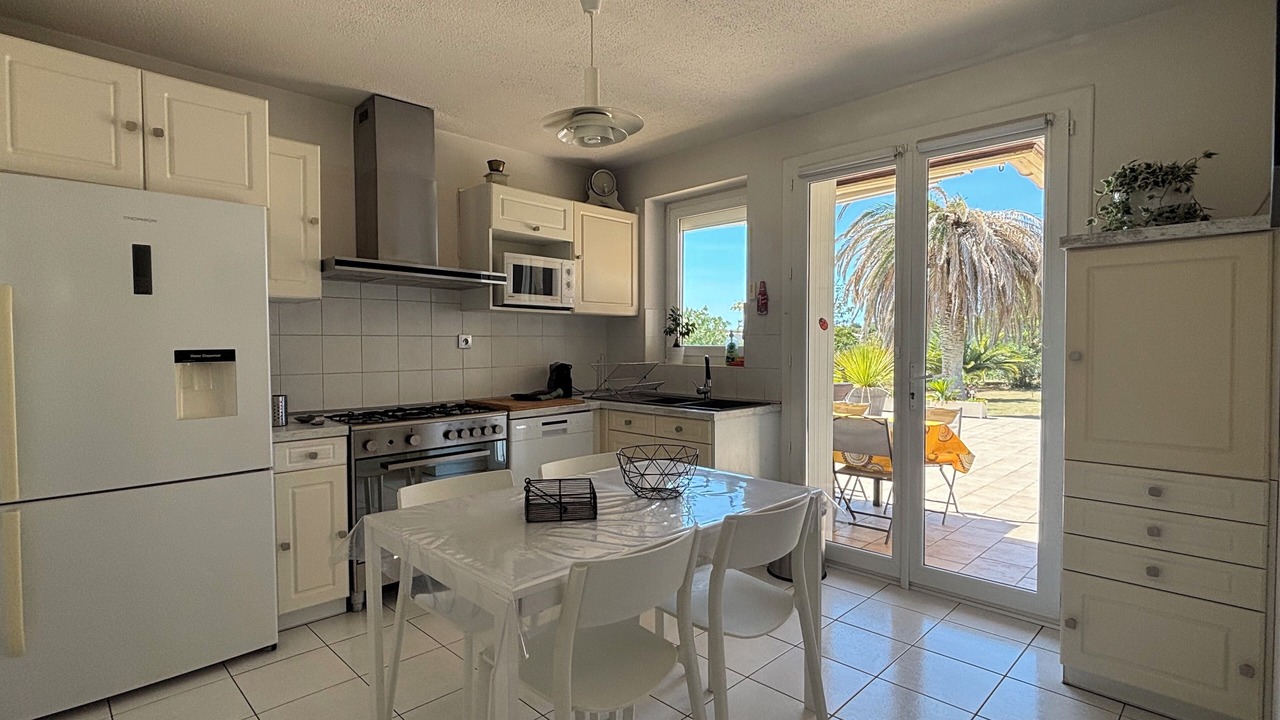 Photo of Kitchen in Saint-Just