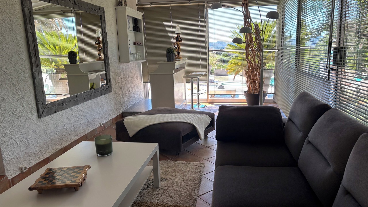 Photo of Livingroom in Saint-Just
