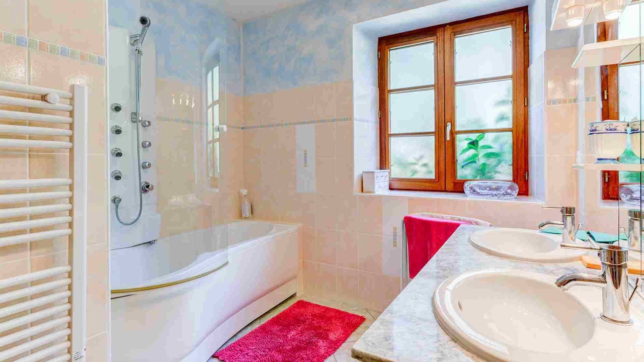 Photo of Bathroom in Prats-du-Perigord