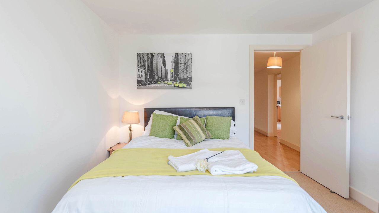 Photo of Bedroom in Limehouse