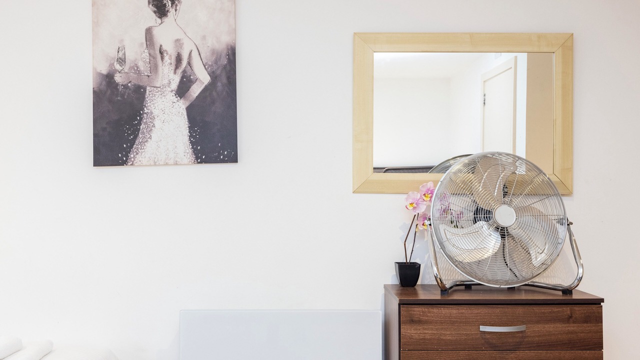 Photo of Bedroom in Limehouse