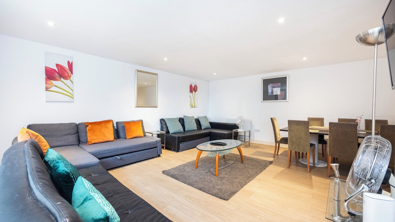 Photo of Livingroom in Limehouse