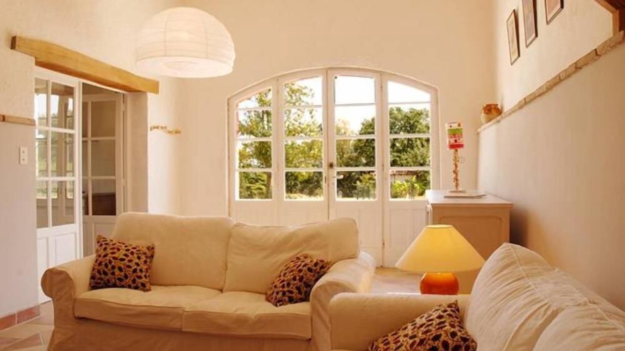 Photo of Livingroom in Lafrancaise