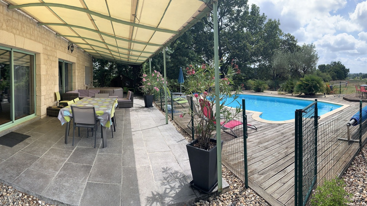 Photo of Outdoor in Sainte-Sabine-Born