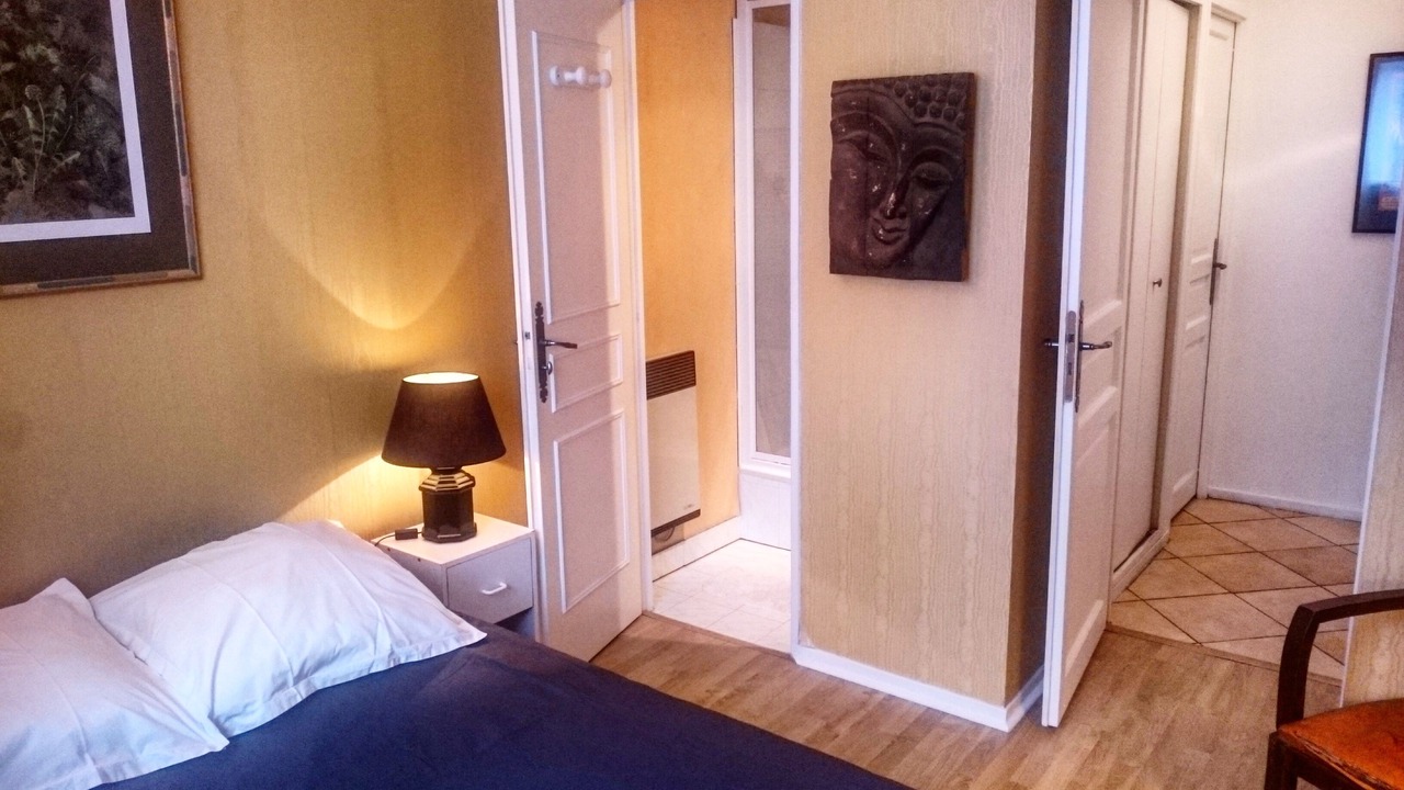 Photo of Bedroom in Les Essarts-le-Roi