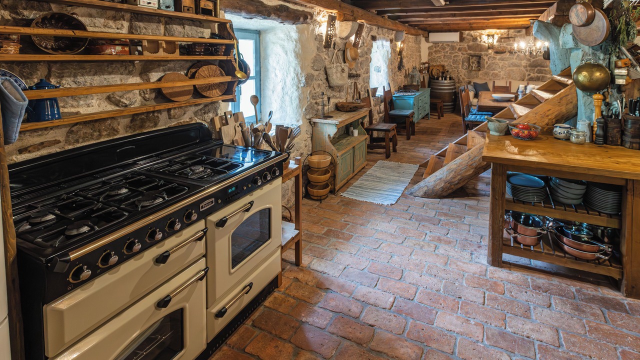 Photo of Kitchen in Malinska-Dubasnica