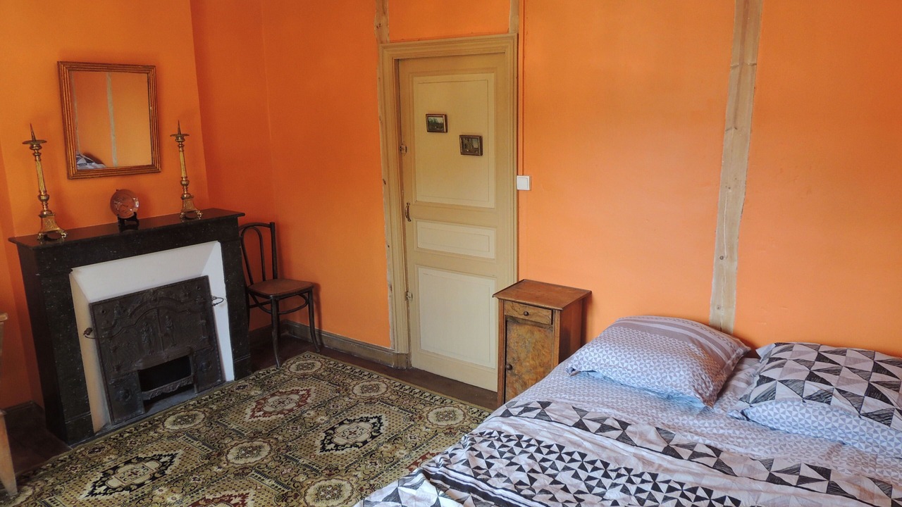 Photo of Bedroom in Villeneuve