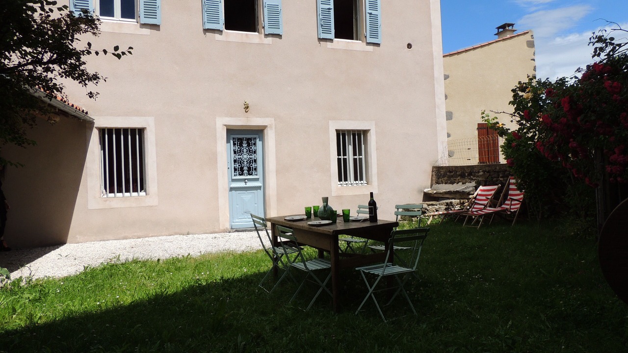 Photo of Outdoor in Villeneuve