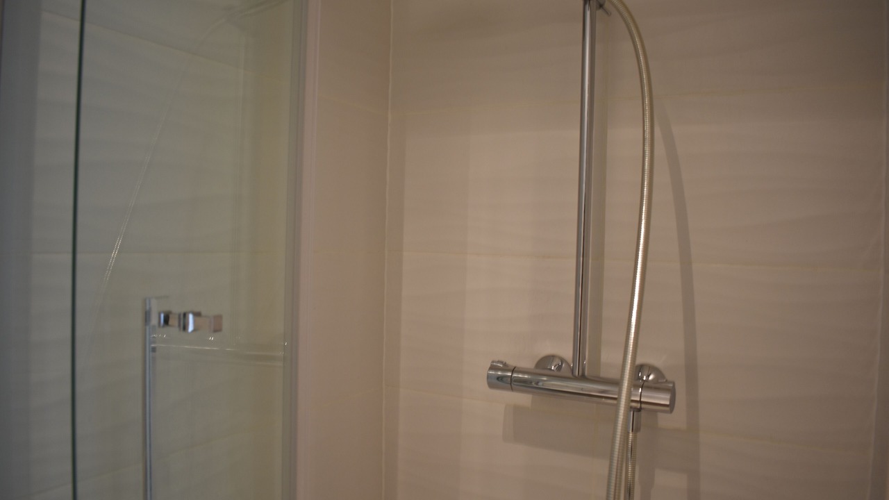 Photo of Bathroom in Quartier Saint-Ambroise
