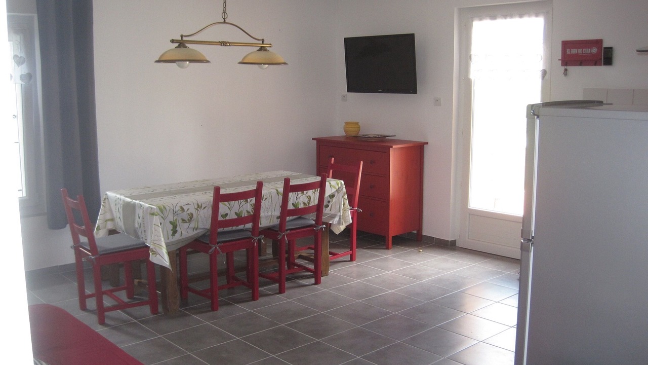 Photo of Others in Montseret