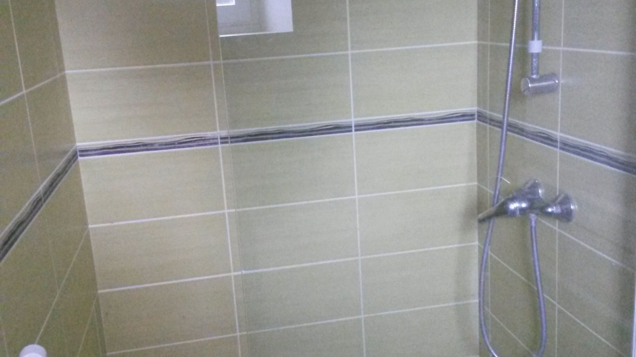 Photo of Bathroom in Saint-Contest