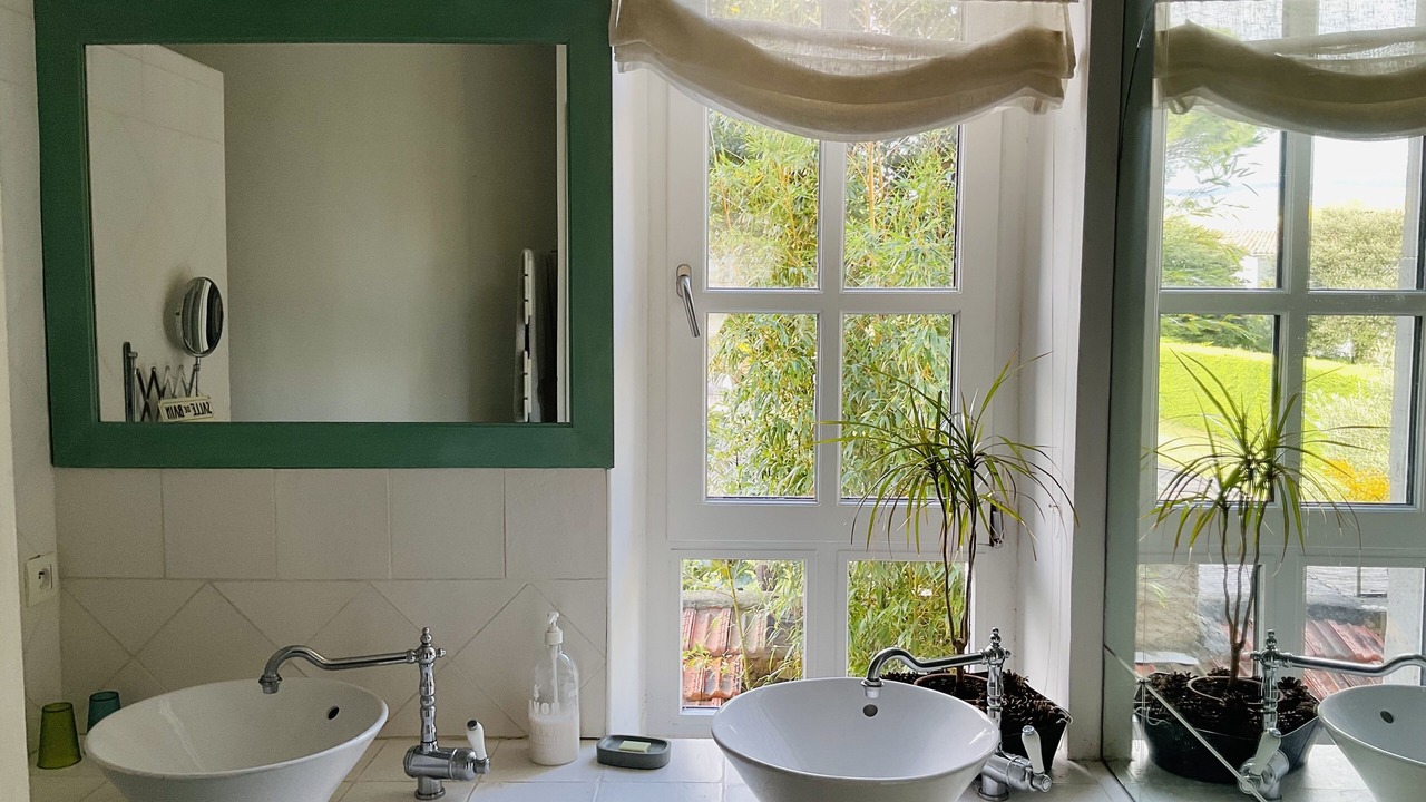 Photo of Bathroom in Villeneuve-Minervois