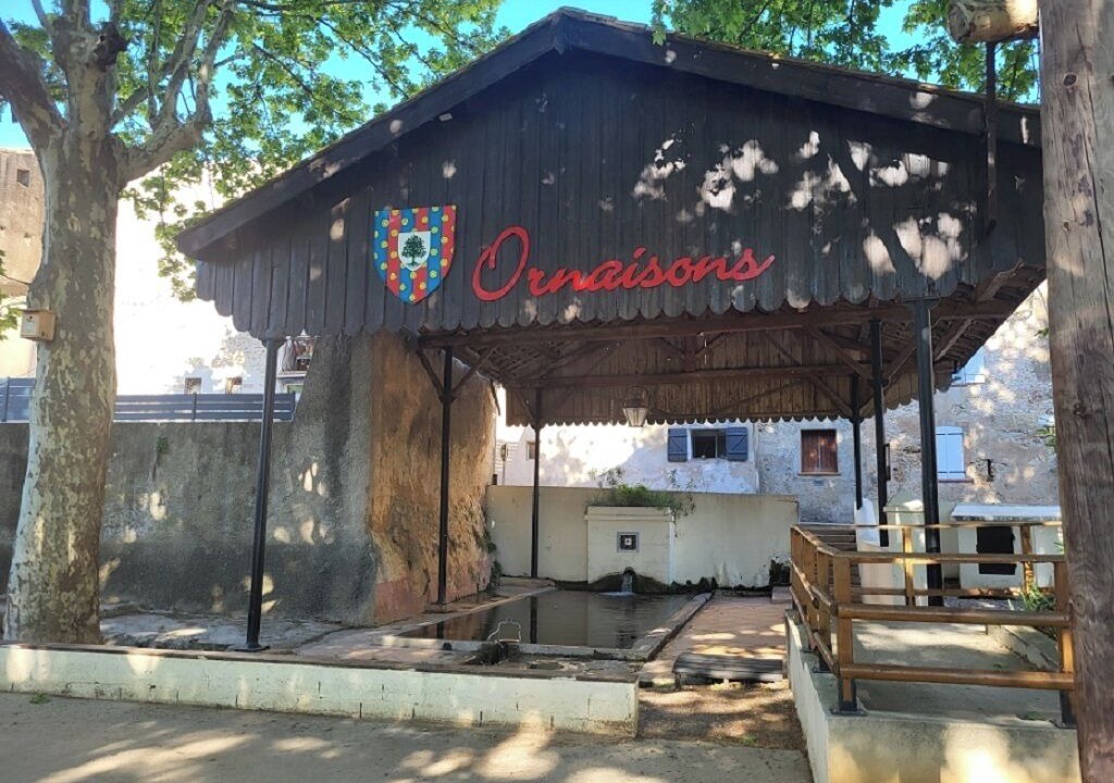 Photo of Others in Ornaisons