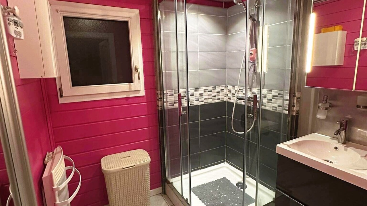 Photo of Bathroom in Laveline-devant-Bruyeres
