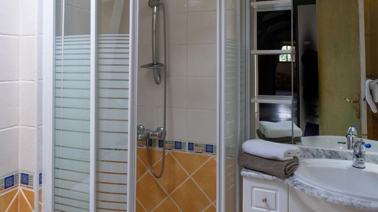 Photo of Bedroom in Caixon