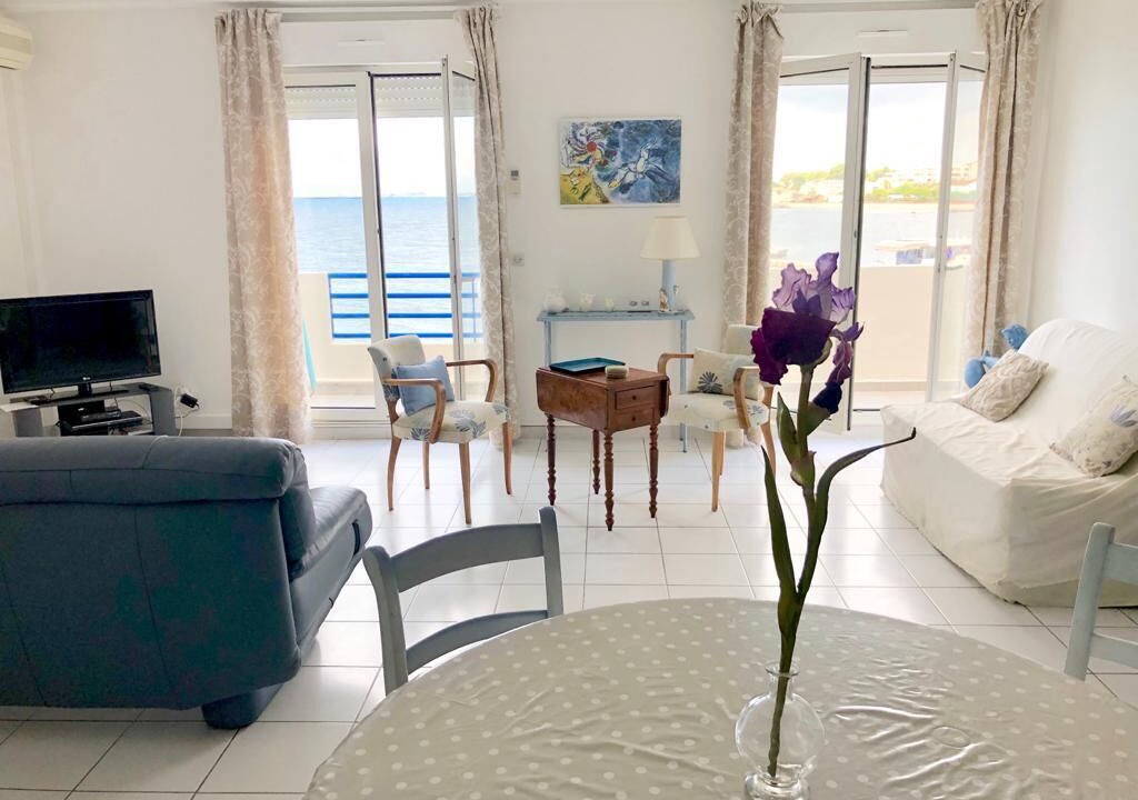 Photo of Livingroom in Meze