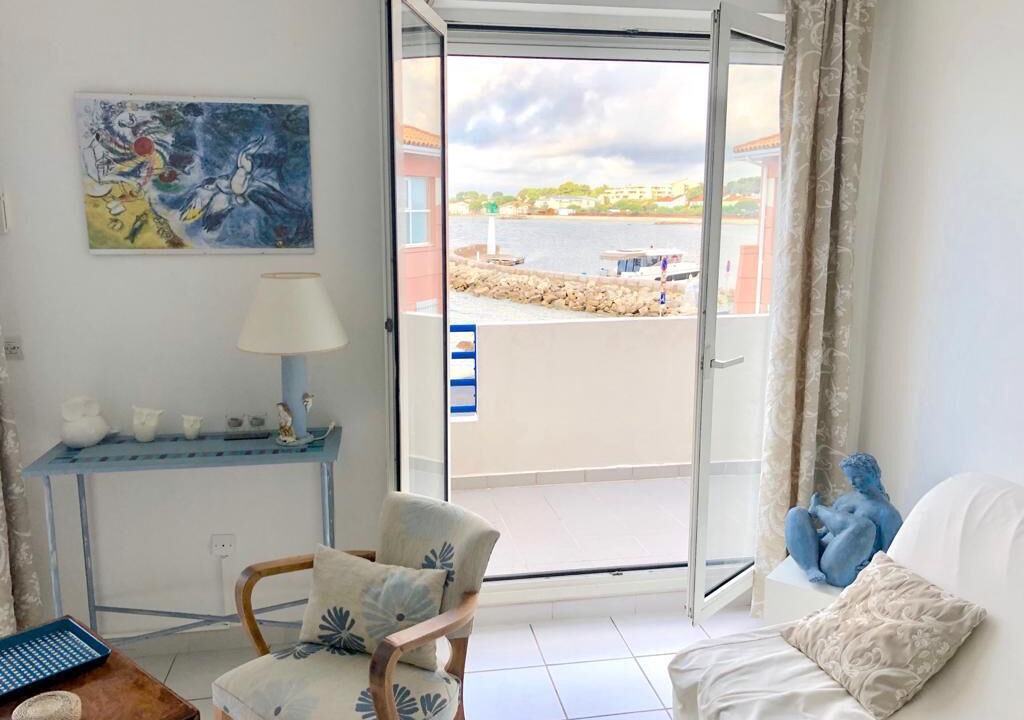 Photo of Livingroom in Meze