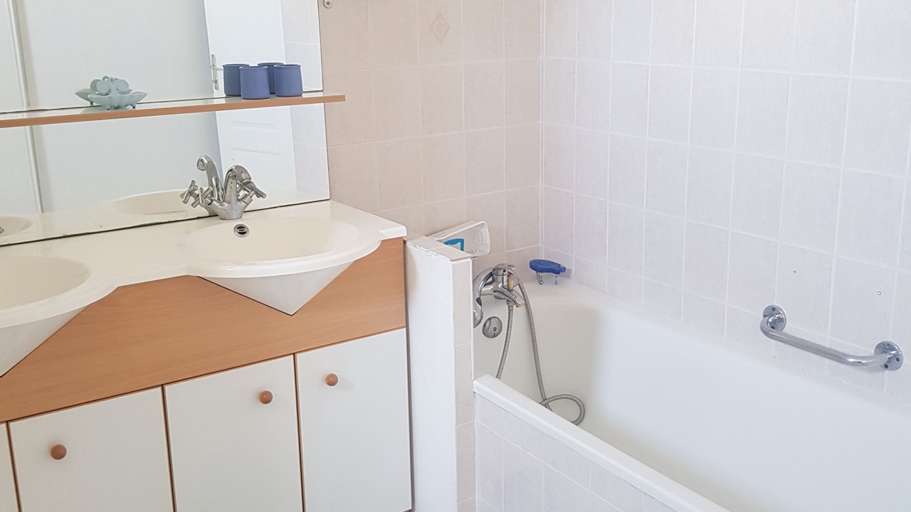 Photo of Bathroom in Meze