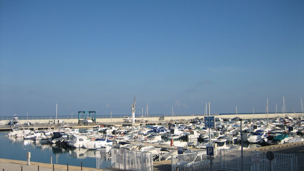 Photo of Others in Cunit
