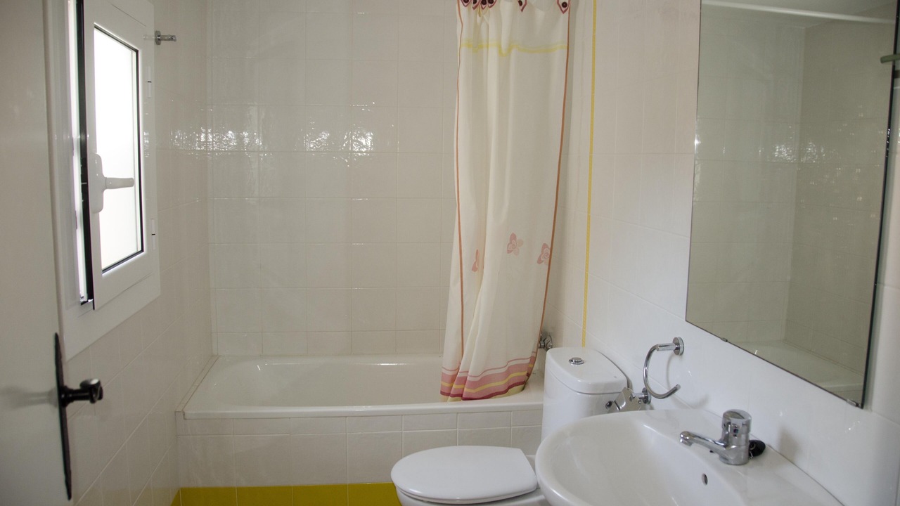 Photo of Bathroom in Cunit