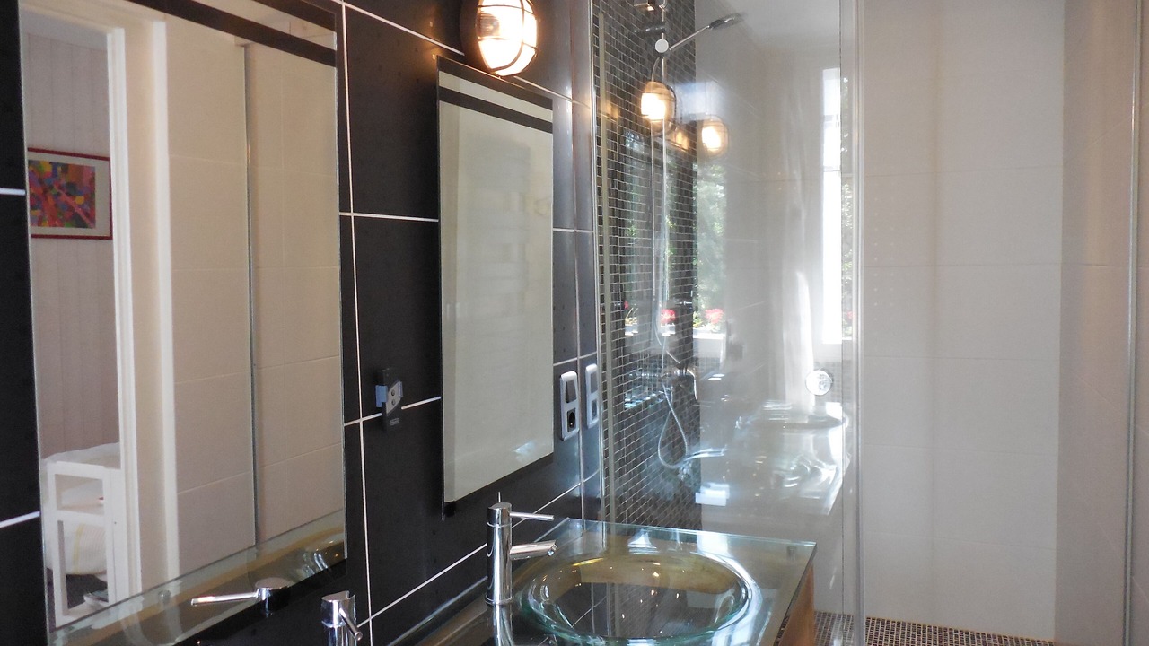 Photo of Bathroom in Saint-Avertin