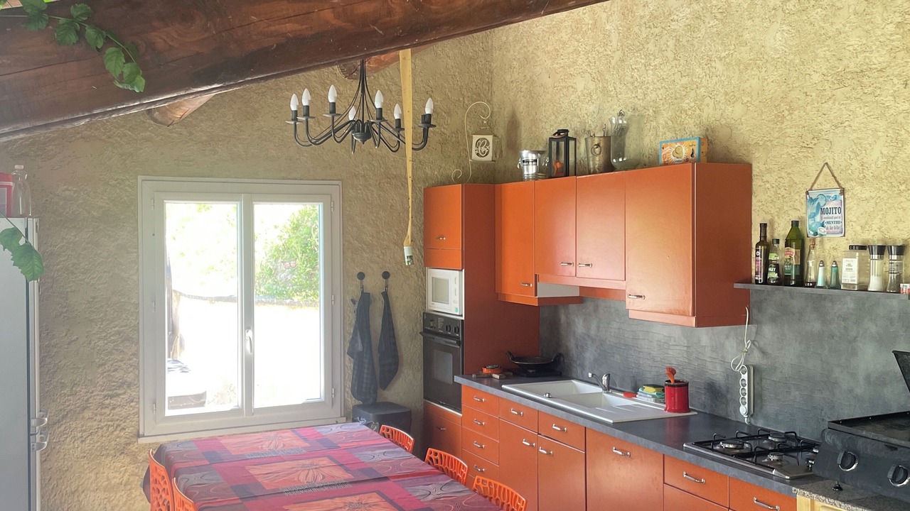 Photo of Kitchen in Crestet