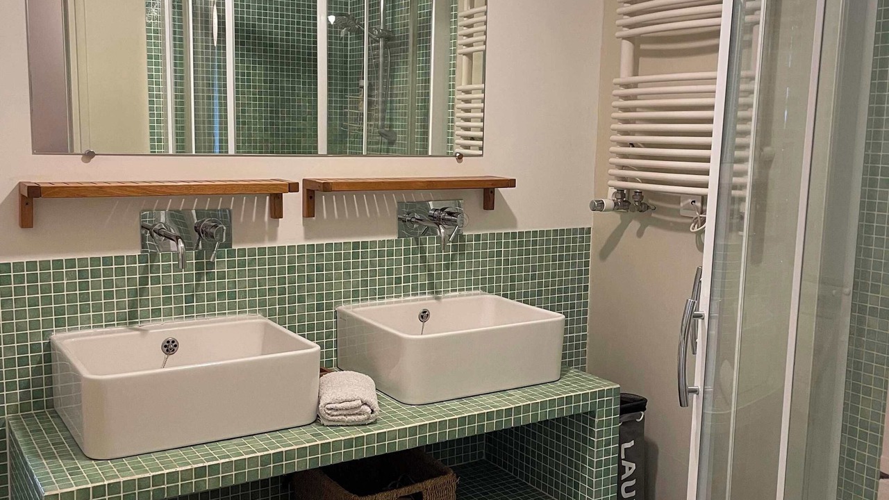 Photo of Bathroom in Le Parc