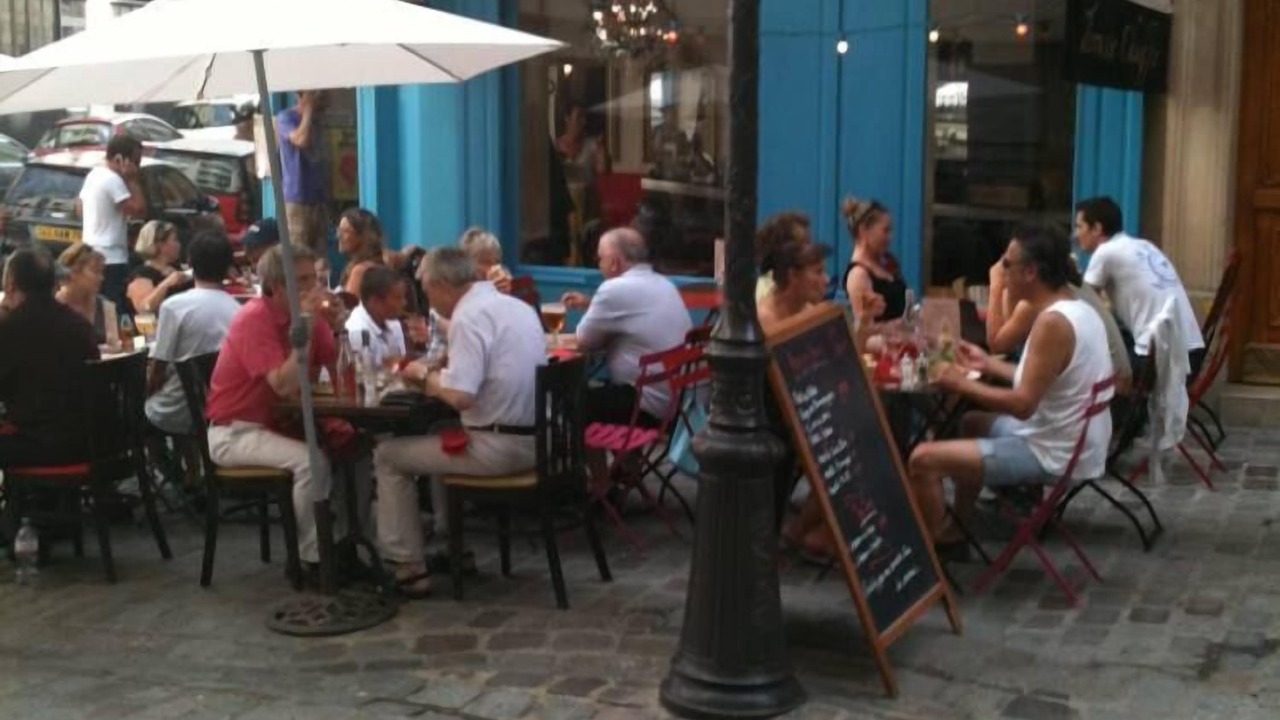 Photo of Outdoor in Quartier des Grandes-Carrieres