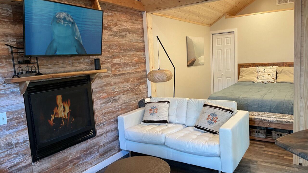 Photo of Livingroom in Lake Arrowhead
