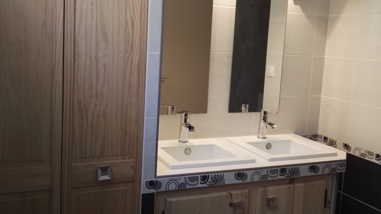 Photo of Bathroom in Le Bourg-d'Oisans