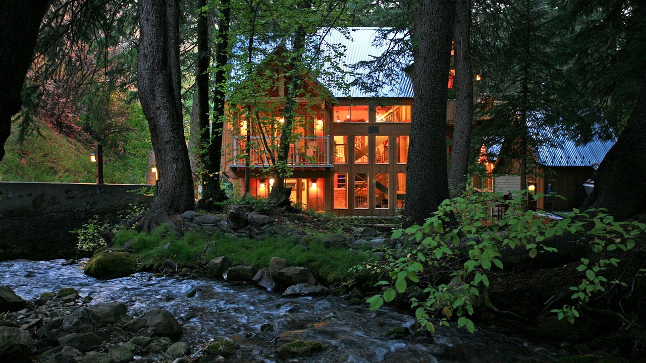Photo of Others in Sundance