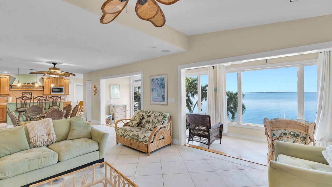 Photo of Bedroom in Summerland Key