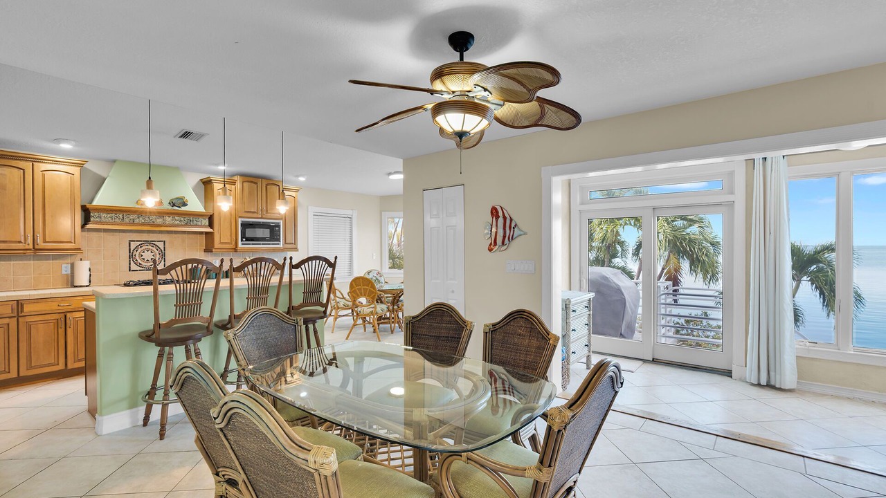 Photo of Bedroom in Summerland Key