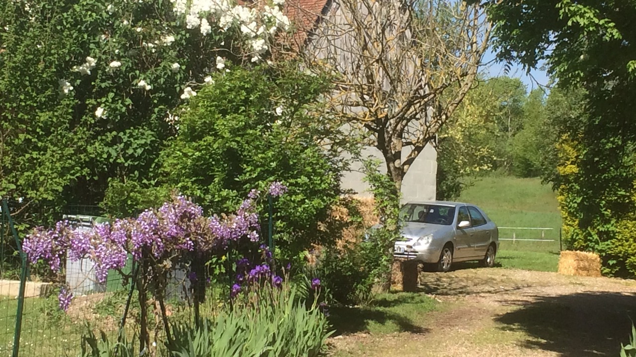 Photo of Others in Berthenay