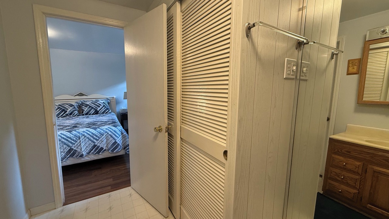 Photo of Bedroom in South Haven