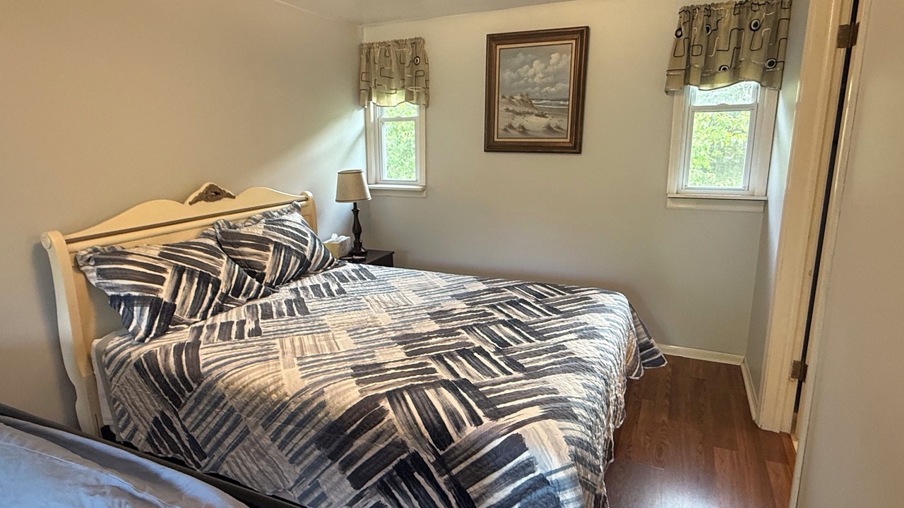 Photo of Bedroom in South Haven