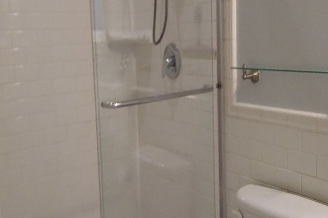 Photo of Bathroom in Lake Street