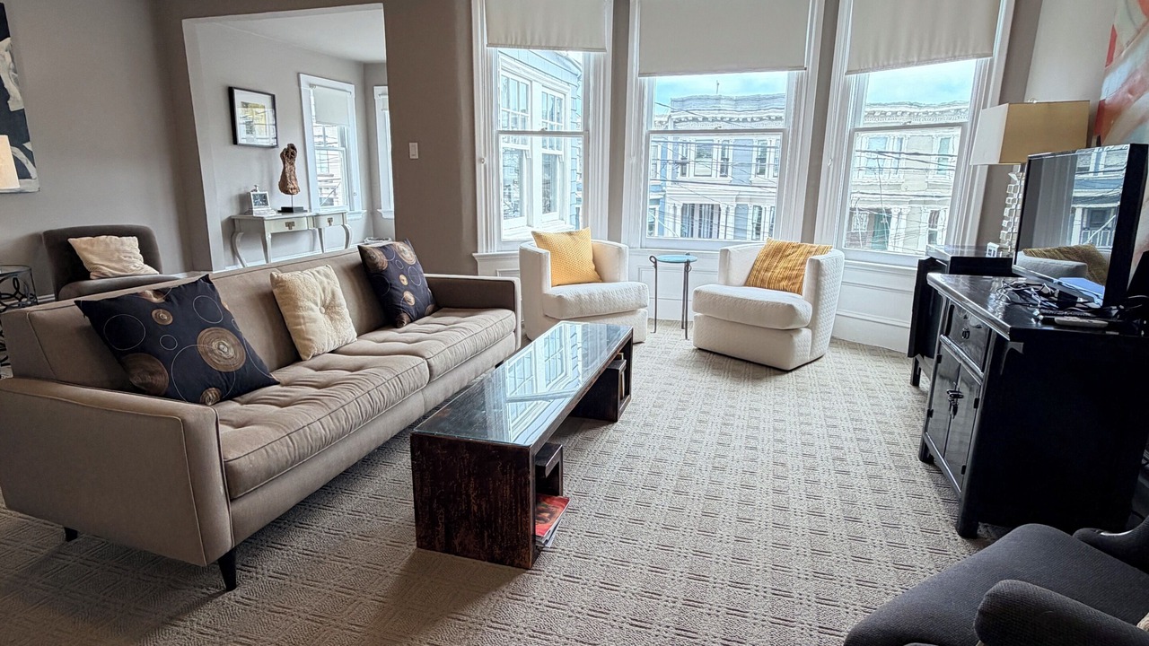 Photo of Livingroom in Lake Street