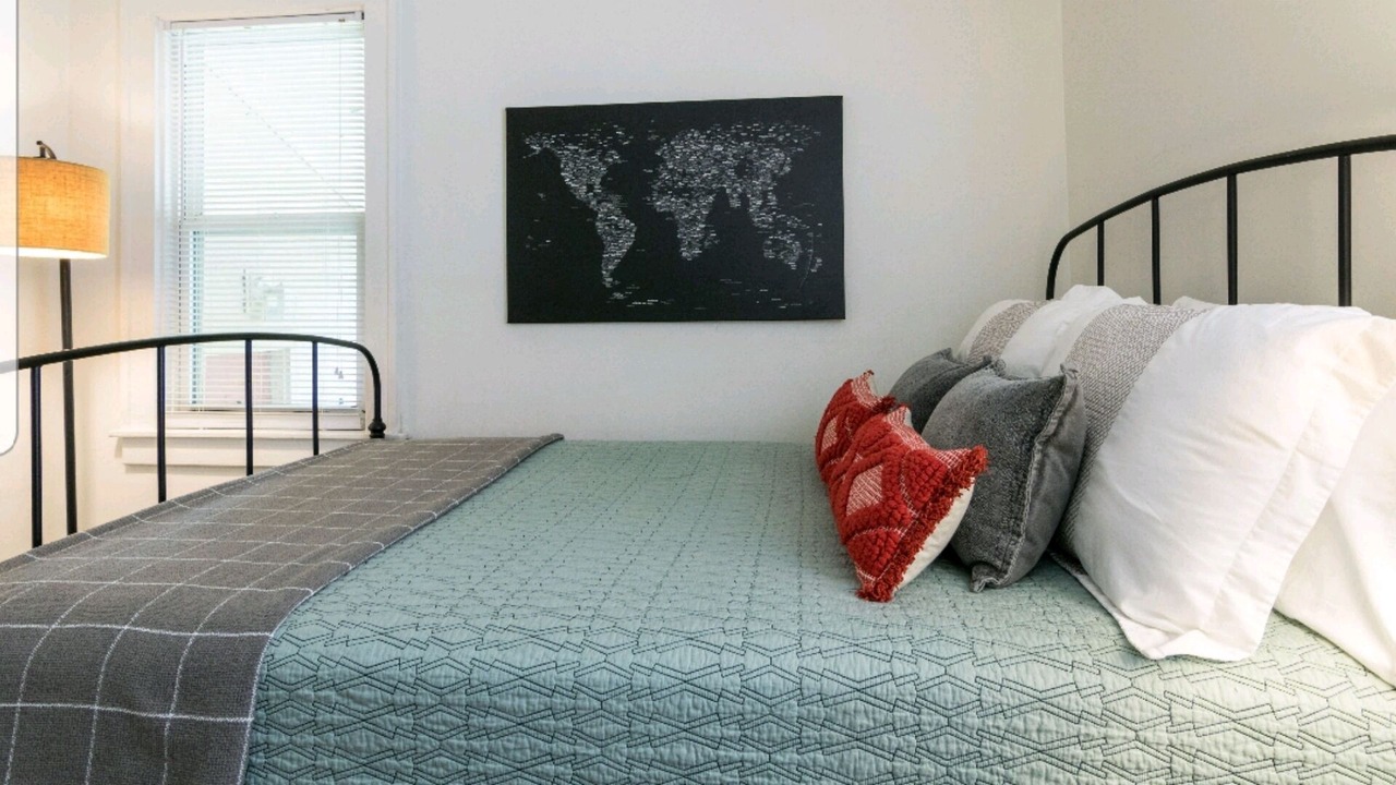 Photo of Bedroom in Royal Oak