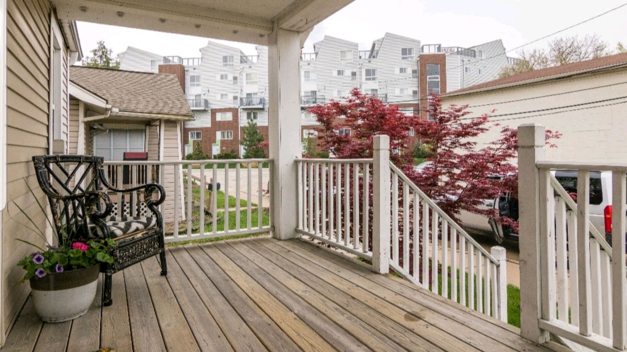 Photo of Outdoor in Royal Oak