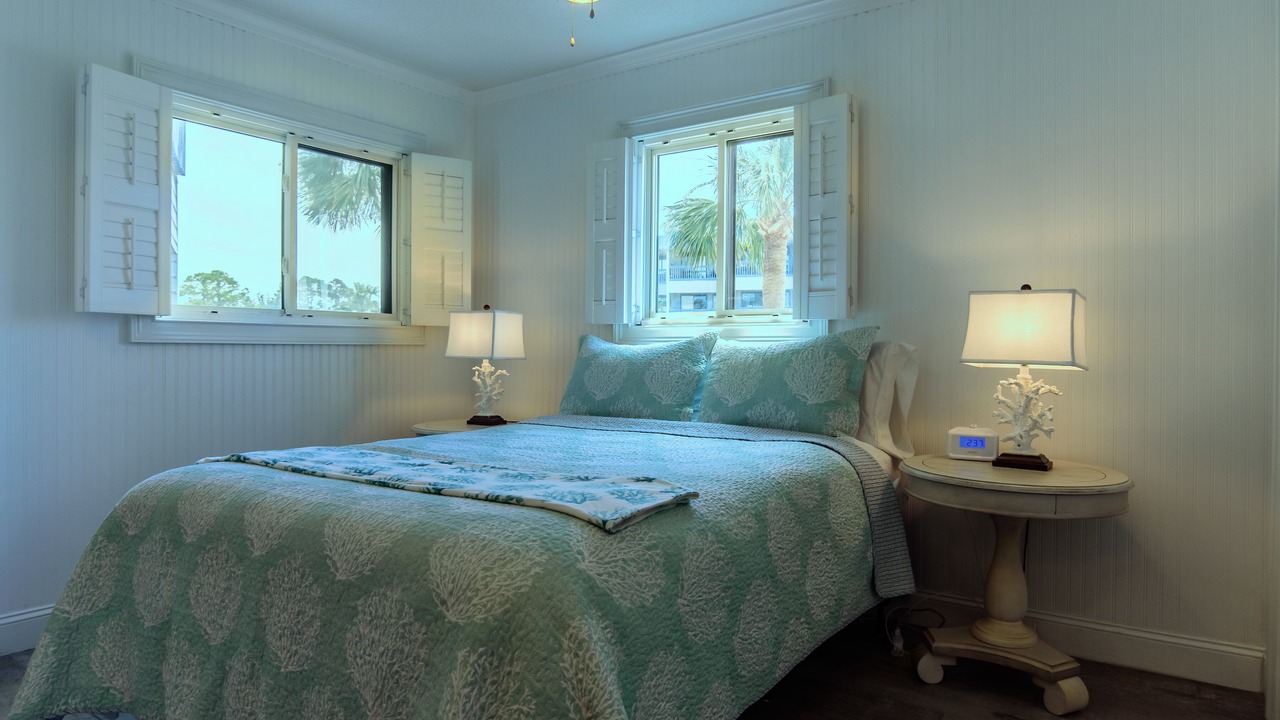Photo of Bedroom in Tybee Island