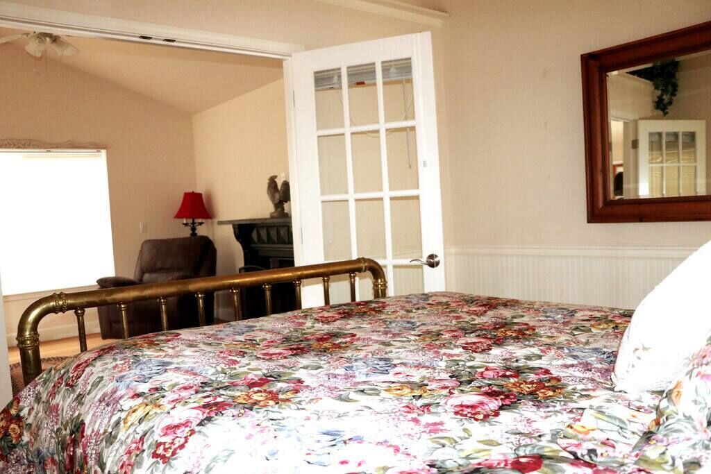 Photo of Bedroom in Myrtle Creek