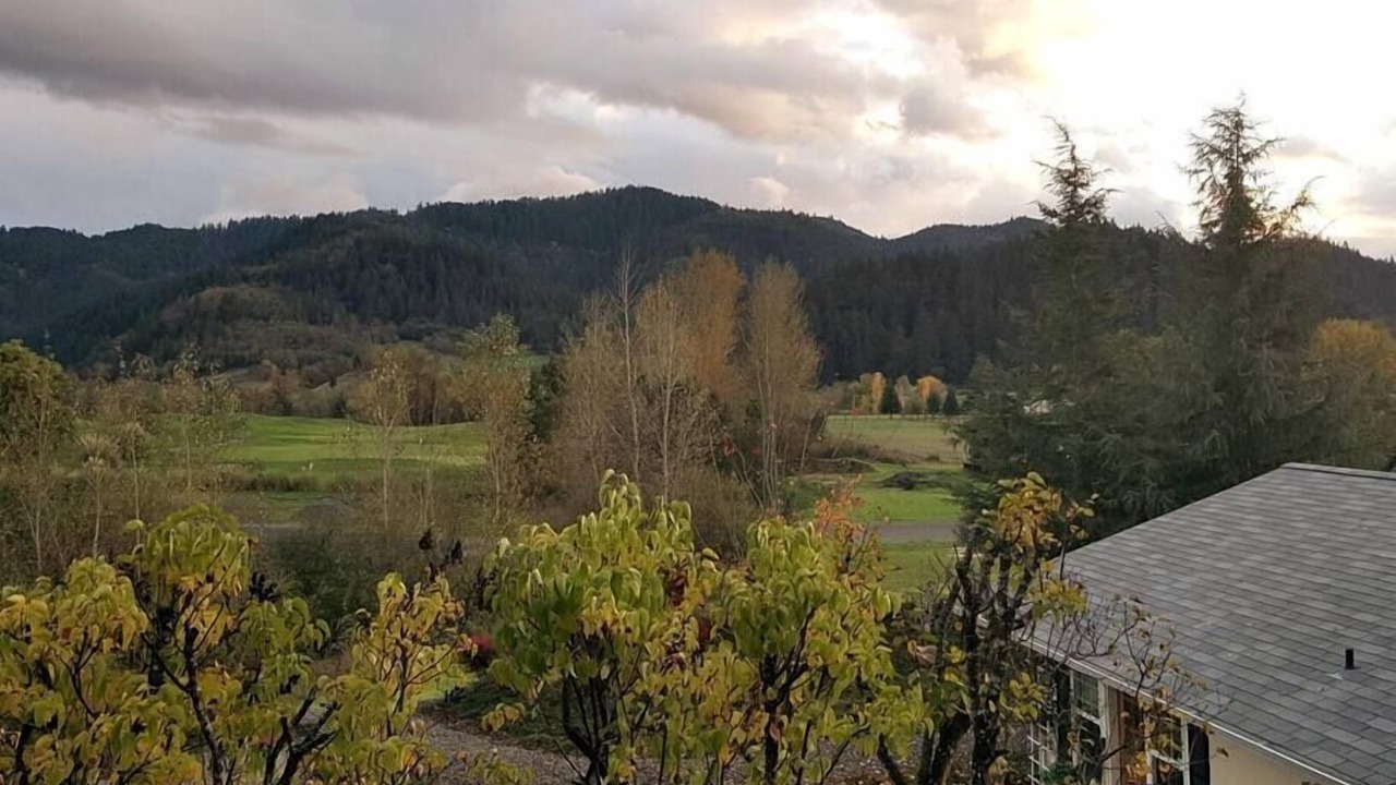 Photo of Others in Myrtle Creek