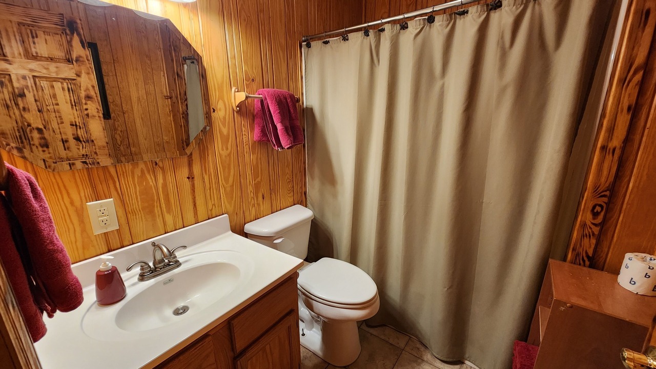 Photo of Bathroom in Fort Payne